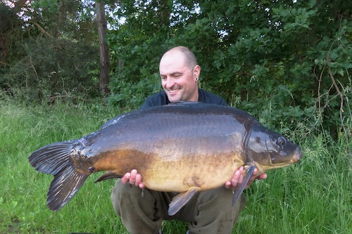 41lb_8oz_mirror.JPG