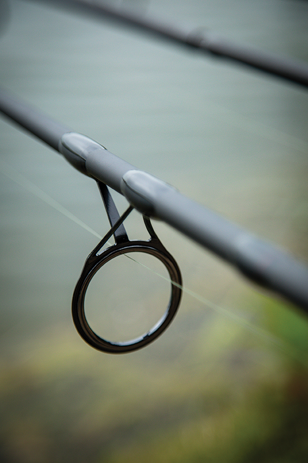 Daiwa Black Widow G50 Carp Fishing Rod: 12ft 2.75lb