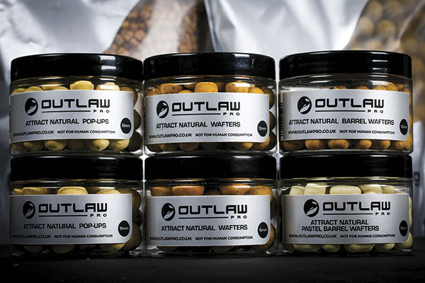 Win Outlaw Pro's Attract Natural range