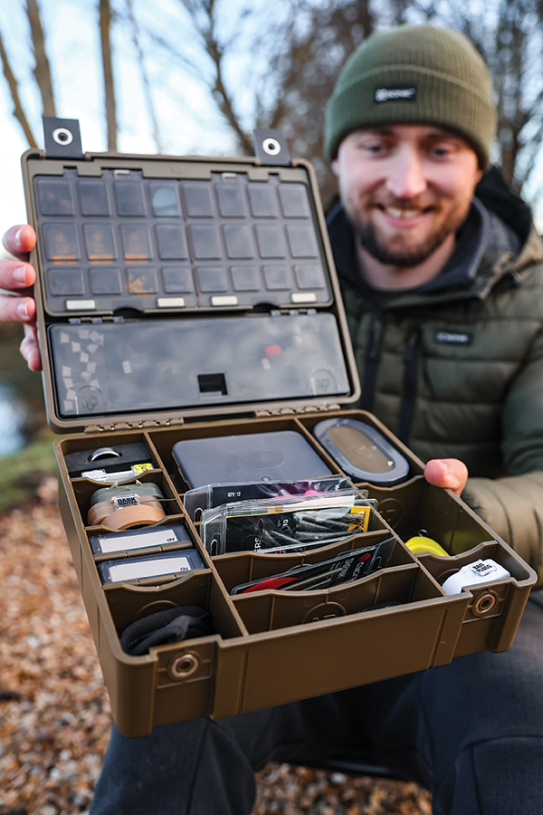 Wychwood Carp - LARGE TACKLE BOX COMPLETE Retail Price 