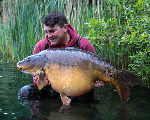 Particle fishing for spring carp, Ian Russell