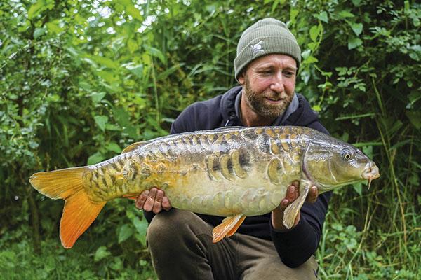 Mark Pitchers Carp Fishing Made Easy Book